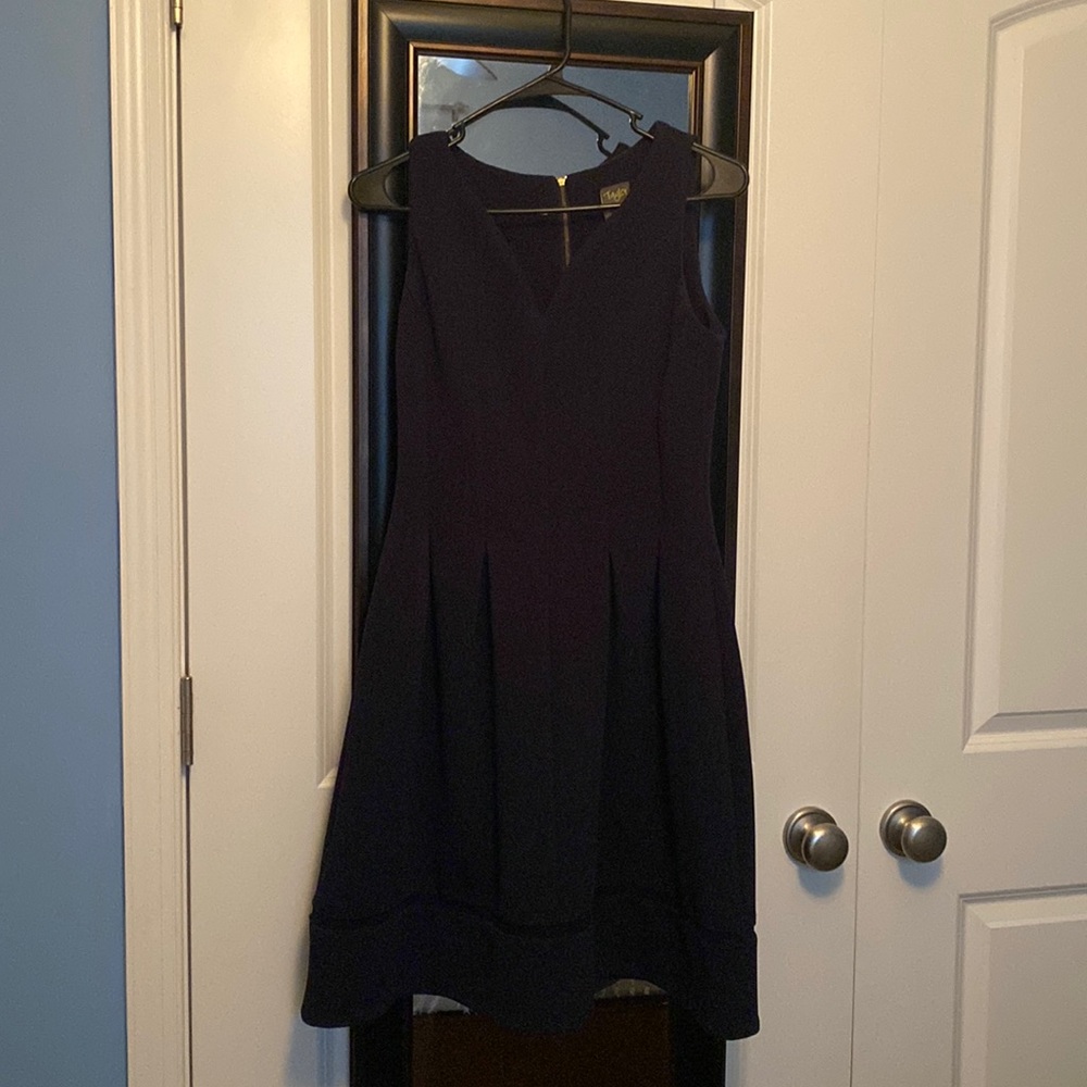 Size 2 navy a-line Taylor dress